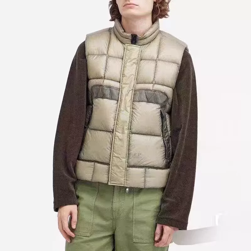 Keep warm vest with down sleevless for men and women, slim fit, feather stuffing