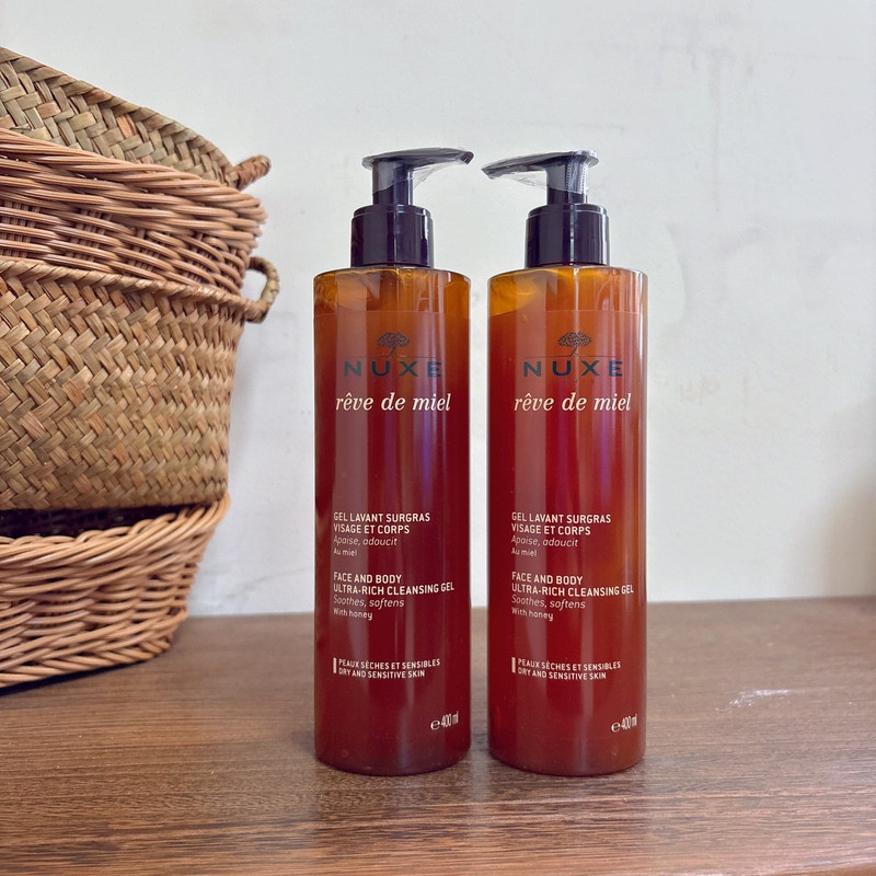 May 27 - Wash and Remove Makeup in One Step Oumeishu Honey Cleansing Gel 400ml