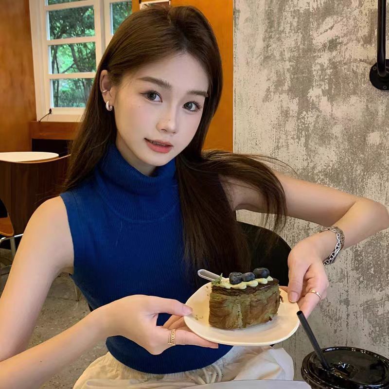 French-Style Top for Women, Summer 2025 New Klein Blue Elegant Goddess Style High-Neck Simple Knitted Vest for Women