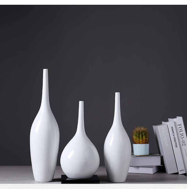 European ceramic vase modern creative home sitting room porch decoration Nordic light TV ark key-2 luxury furnishing articles ornament