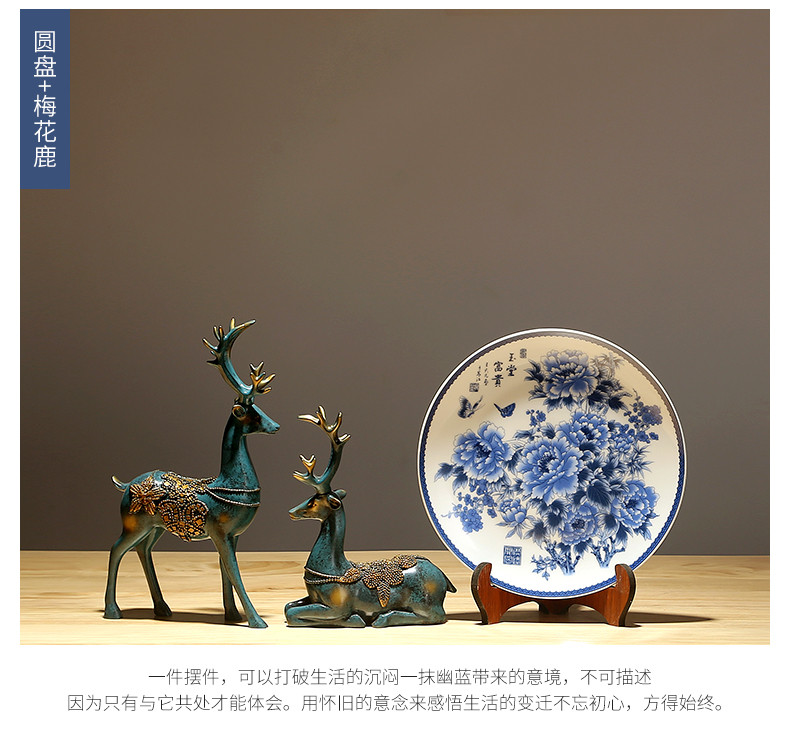 Blue and white porcelain peony hang dish Chinese penjing Chinese porcelain dish jingdezhen ceramics decoration paintings