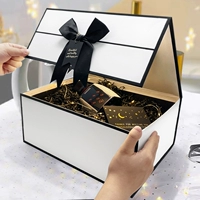 Серебряный белый микрофон, подарочная коробка, открытка