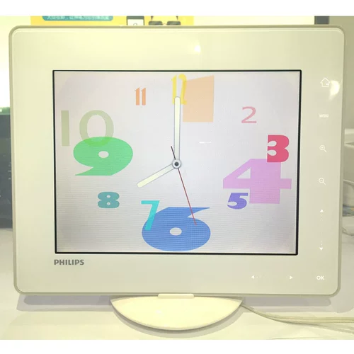 Philips SPF1528 8428 HD 8 -INCH Wedding Photo