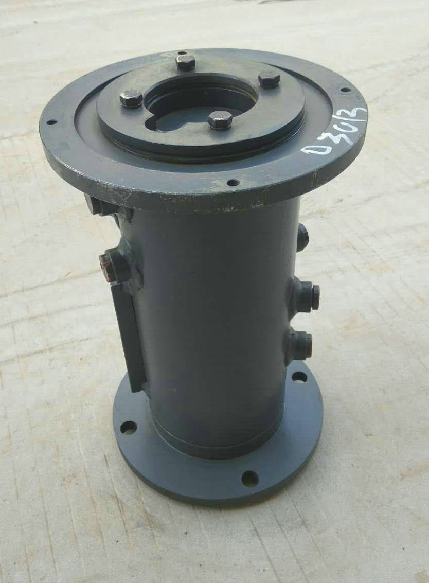 Xu Work with the car hanging accessories Swivel Dispenser