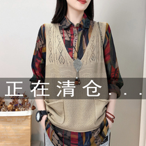Crochet vest female spring and autumn V-collar hollow wool vest knitted ladies 2021 New wear waistcoat thin model