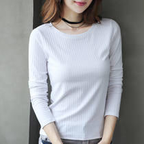 Fall 2022 new white long sleeve t-shirt female hit undershirt with round collar Korean version Compassionate Foreign Air Blouse