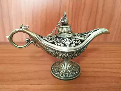 The lamp god rubs Aladdin's lamp Make a wish KTV home bar Western tin Alloy Aladdin's lamp