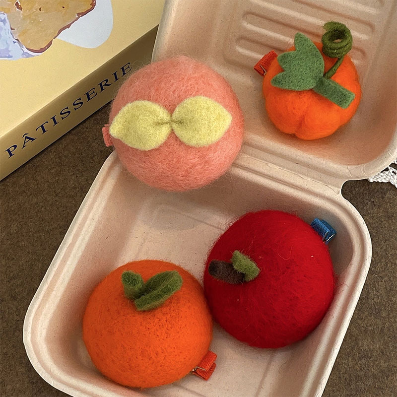 Wool Felt Little Orange Hairpin, Cute and Playful, Girly, Pumpkin Duckbill Clip, Side Photo Prop, Hair Accessory
