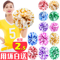 The Pearlescent Cheerleading cheerleader takes a florist dance performance with a hand-floptic performance prop.