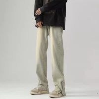 Цвет желтой грязи. Брюки на молнии.