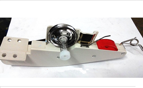 Computer cross-machine electronic pick up wire rack yarn holder computer wire clamp holder accessories