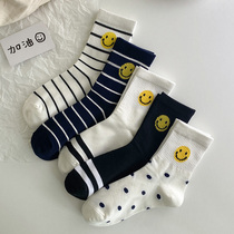Striped Socks Childrens Chains Chaochio Childrens Day Department Lovely Spring and Autumn Smiling Faces Student Socks Korean version College Wind Black white