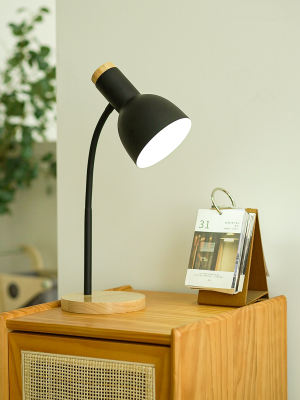 Nordic small desk lamp, led study desk, eye-protecting student dormitory, dormitory writing, plug-in ins girl bedside lamp