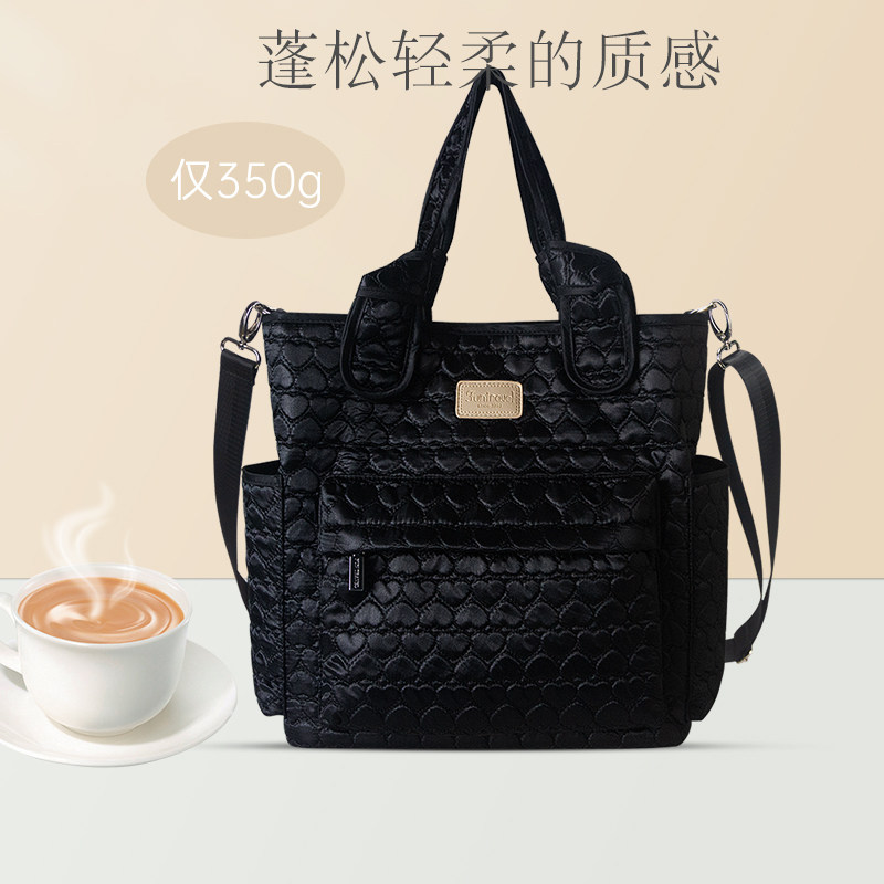 Light handbag Mummy out of large capacity Mother and baby bag to be produced in inclined satchel bag hands carrying space Mian tote bag