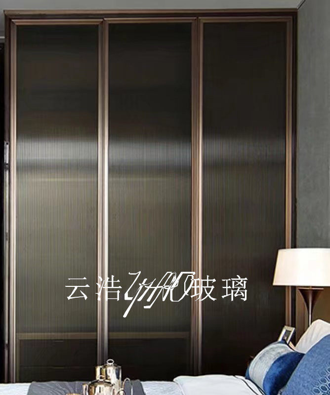 Embossed glass holder silk dressing cabinet door long iridescent glass wardrobe door moving door clip silk glass screen partition wick clip wire