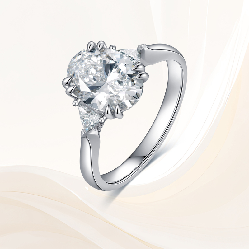 Leo Star Diamond Pt950 Platinum Cultivated Diamond Ring for Women, Pigeon Egg Diamond Ring, Oval Three-Stone Model, Sharp Edge Series