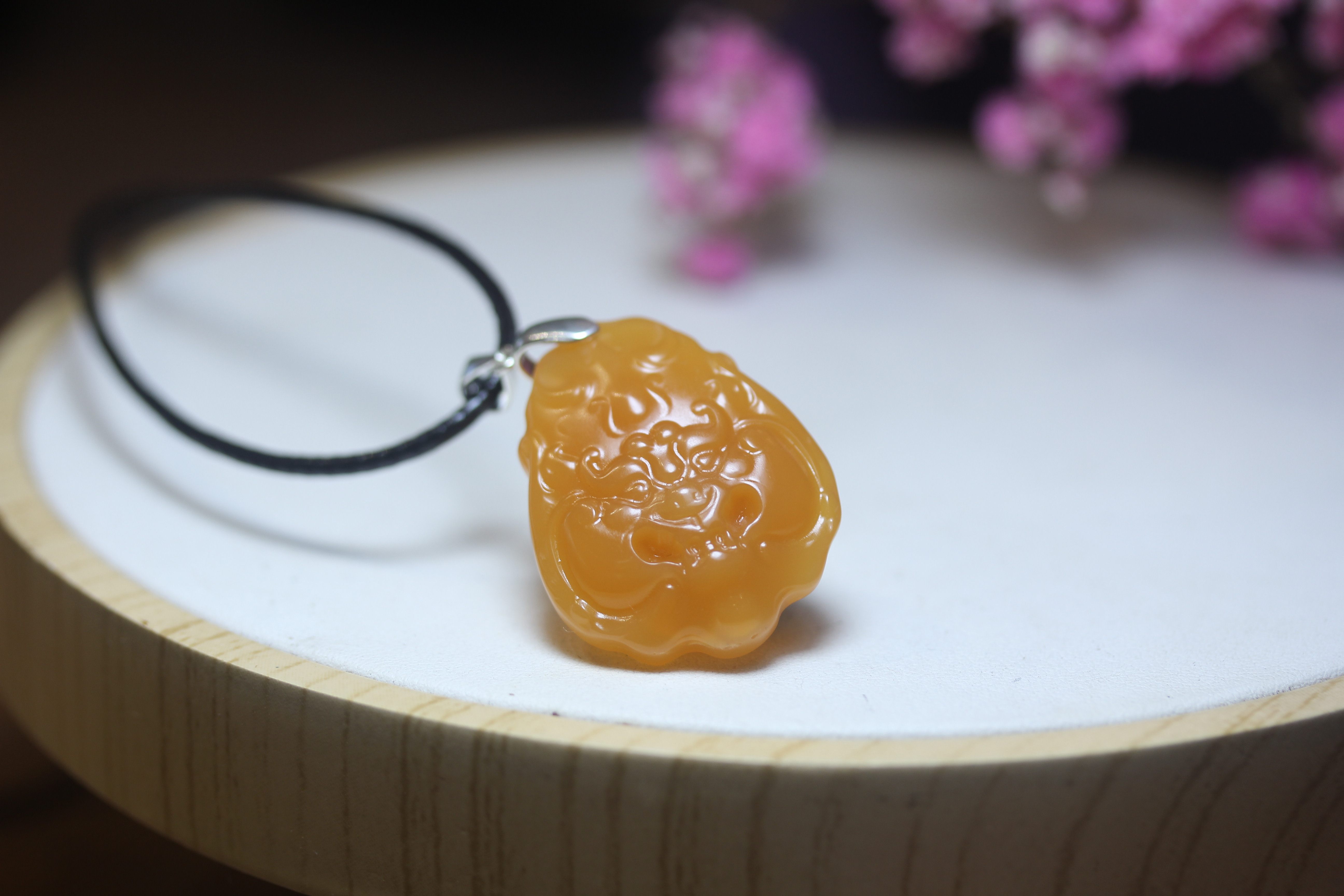 瑞獣】天然黄龍玉 ネックレス 神獣饕餮ペンダント 玉石チャーム