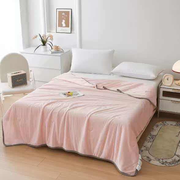 新网红爆款凉感丝冰淇淋轻奢风冰丝凉感空调被夏凉被学生被双人被