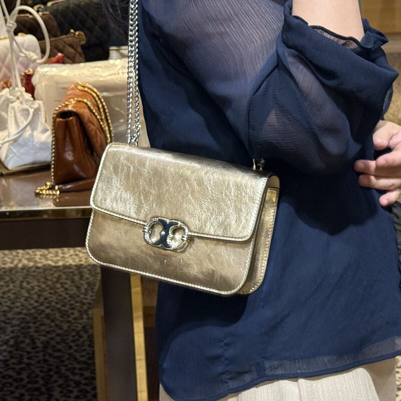 New Arrival: Tory Burch Tb Britten Single-Shoulder Crossbody Chain Tofu Bag Square Mini Bag