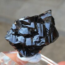 Natural Sichuan Xuebao top cassiterite crystal luster good mineral specimens Rough stone ornaments Cat mine strange stone Teaching science