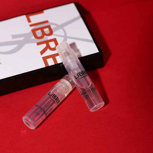 YSL Yves Saint Laurent Libre Пробный набор духов Сильный аромат Легкий аромат Пробирка с распылительной насадкой Дорожный набор