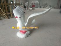 Giant bird statue courtyard villa ornaments fiberglass simulated white dove shape dove statue custom factory