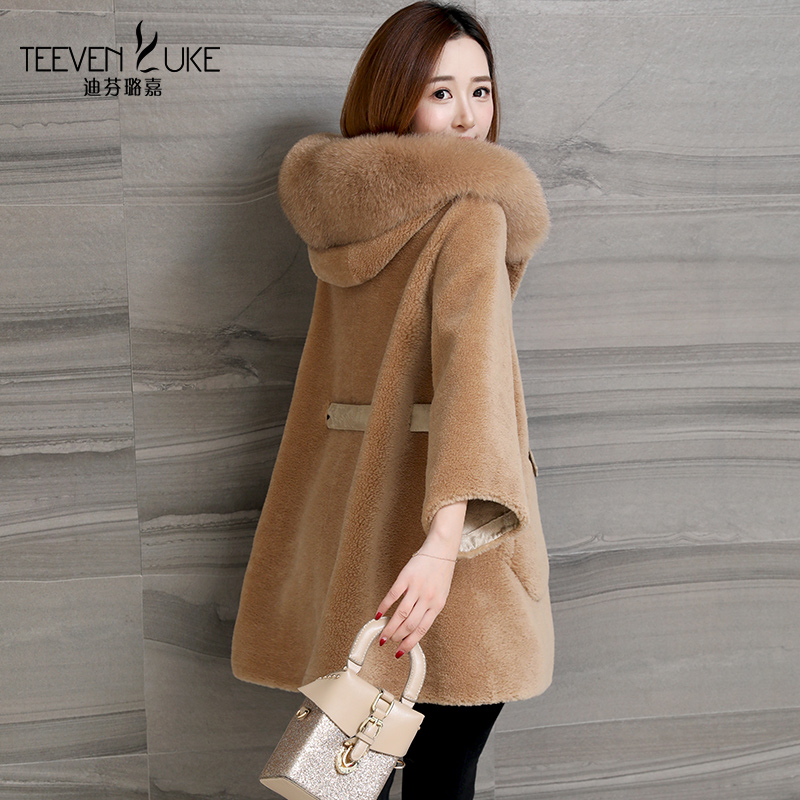 Wool Grain Suede Coat Fur Coat Grass Jacket Woman Han Version New winter Young Seaening Cashmere Cashmere with long version of the hat