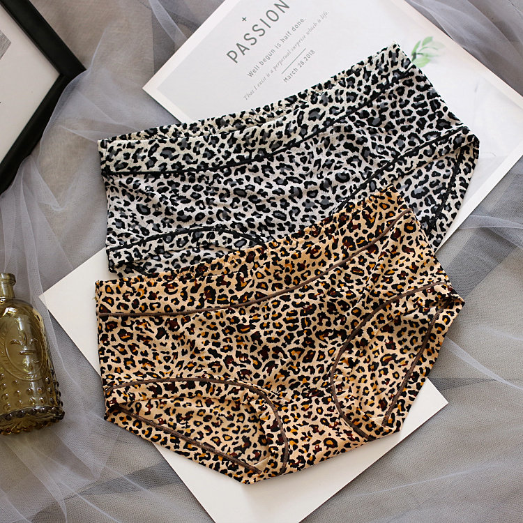 Cuffee BAO WELN Underpants sexy low waist thin speed dry holiday silk slip soft ice silk breathable cotton crotch No-scratched women's underwear 