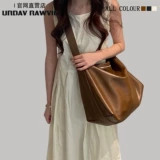 Сумка через плечо для отдыха, универсальная вместительная и большая сумка на одно плечо, из натуральной кожи