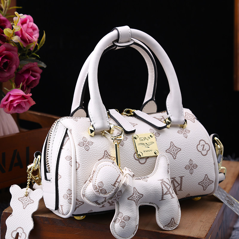 French Special Cabinet Genuine Leather 100 Hitch Texture Boston Bag 2022 Spring Summer New Mini Handbag Casual Single Shoulder Bag