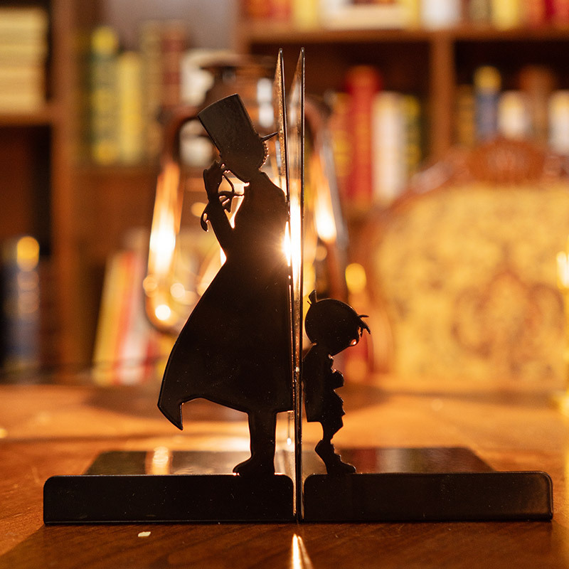 Cross-Border Amazon Anime Merchandise: Mr. Prisoner Fumio Sakurai Bookend, Black Man Little Black Man Book Stand, Book Support