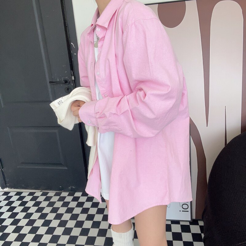 "Happy New Year" - Flower Sister Recommends Pink Shirts That Can Be Worn by Both Men and Women, Versatile New Styles for Couples