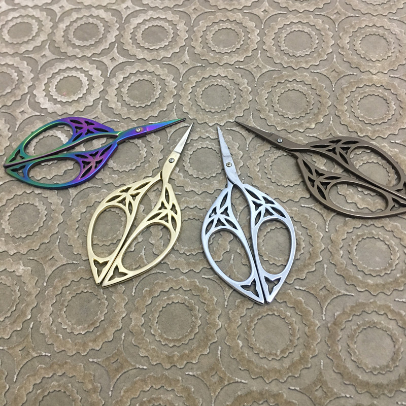 Stainless steel retro cut European style small scissors eyebrow wool cut embroidered with small scissors refined scissors hand cut