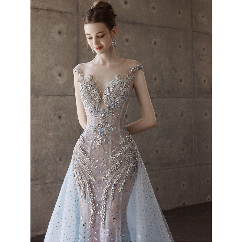Heavy-Duty Fishtail Wedding Dress with High-End Texture, Custom-Made, Light Luxury, Evening Gown, Red Carpet, Runway Style, Hostess Dress with Small Train