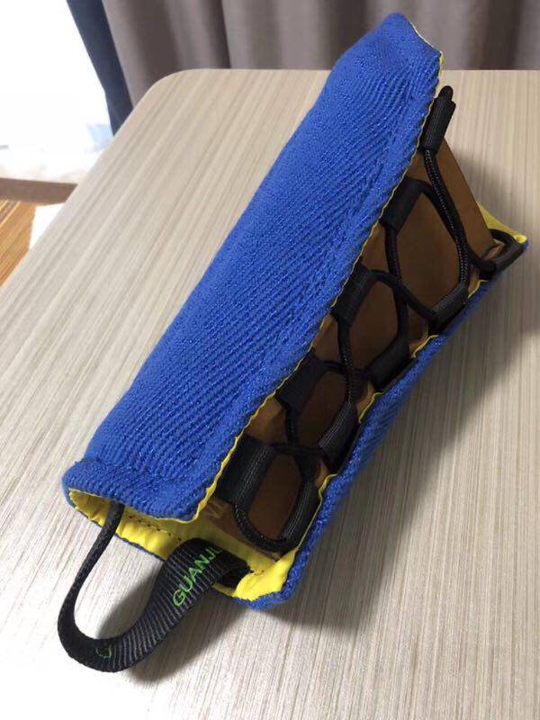 Bite sleeves, dark sleeves, actual combat training, dog training, dog training, German Shepherd Doberman training equipment, tear-resistant cloth, single-section dark sleeves