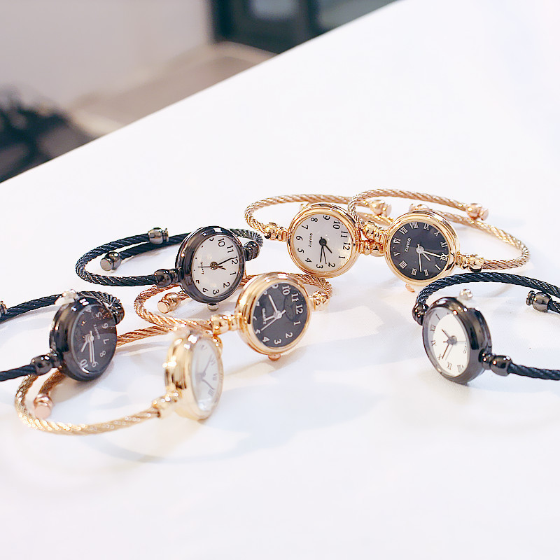 2020 New Open Bracelet Watch for Female Students, Korean Style, Simple, ins Style, Elegant, Girly, Artistic, for Best Friends