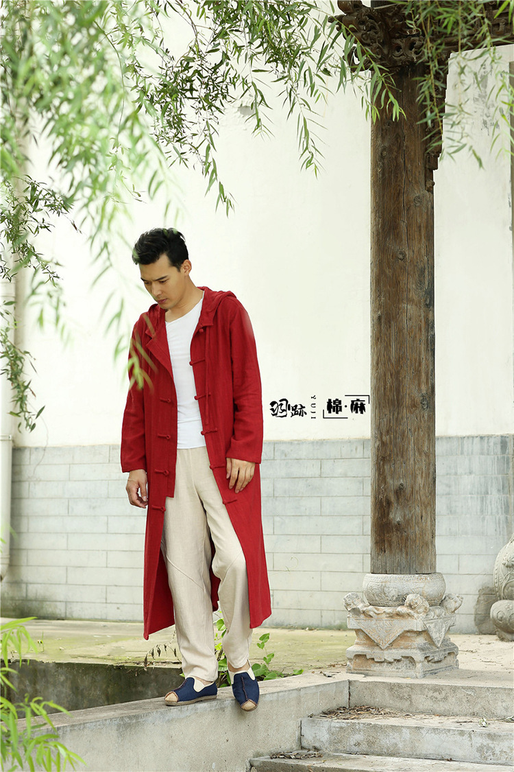 2404443469_782433305