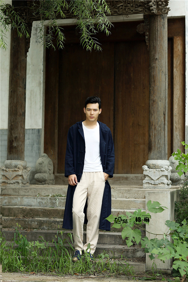 2403113123_782433305