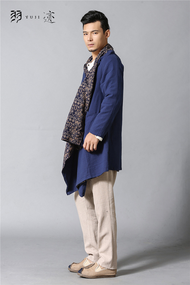 2551988780_782433305