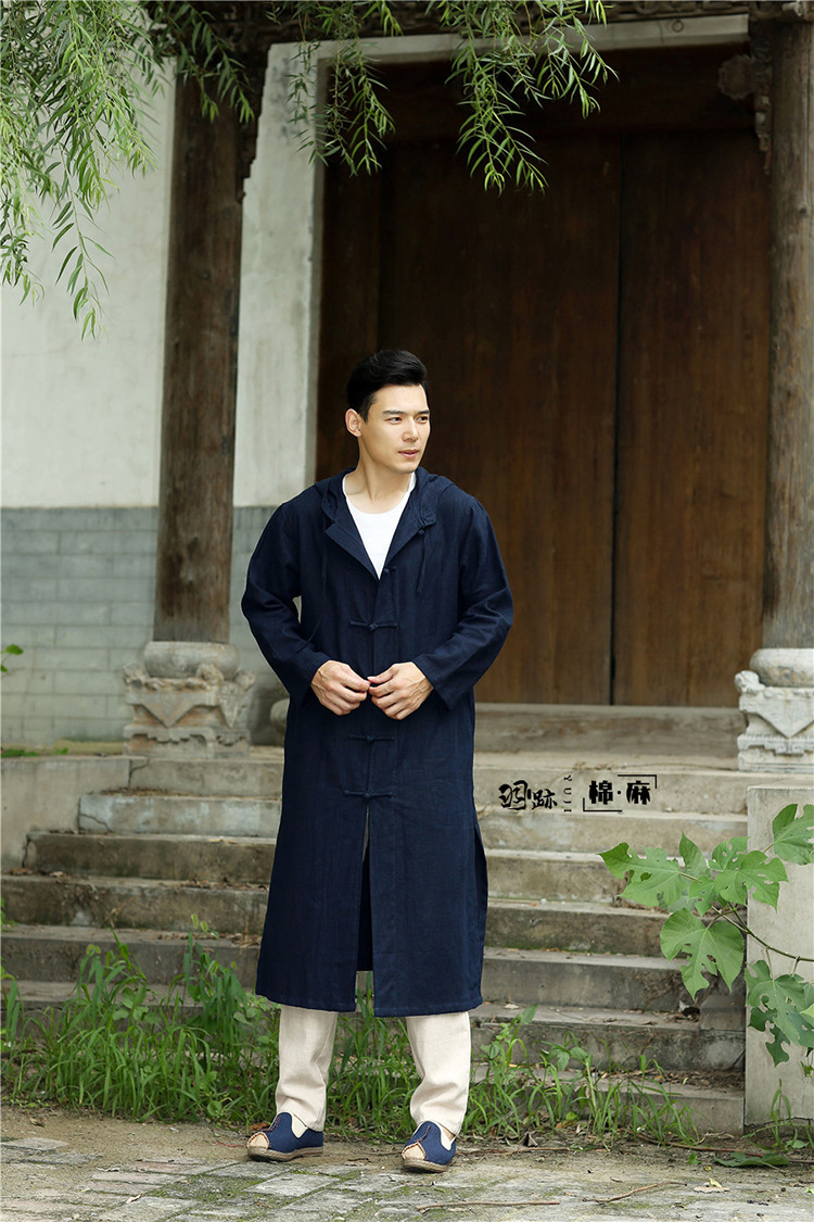 2403107408_782433305