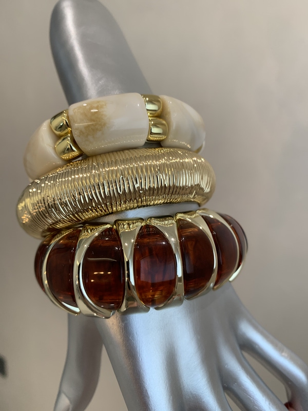 European and American Retro Palace Style Patchwork Bracelet for Women 2026 New Elastic Bracelet Elegant Jewelry Accessories