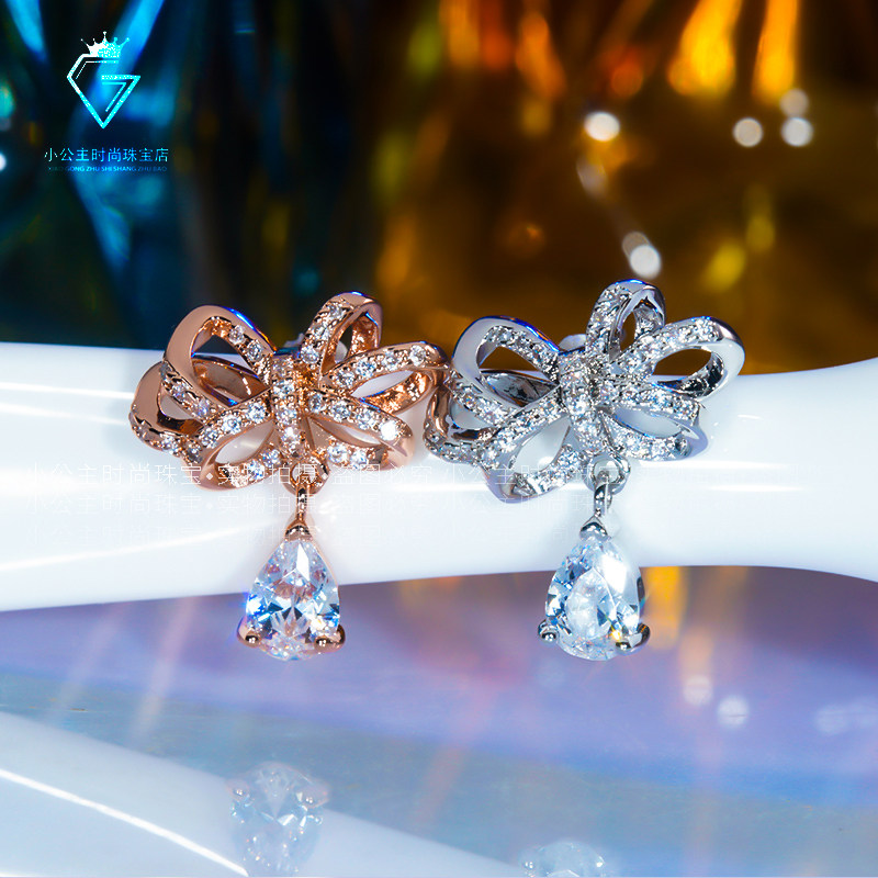 18K white gold ear needle hollowed-out butterfly with water drop mosanstone retro high-grade sense earrings platinum rose gold earrings