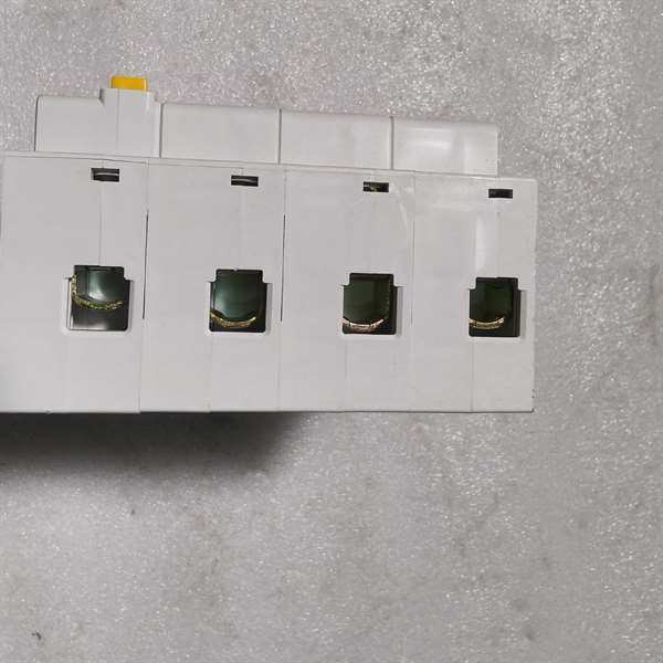 Repairable Genuine X 3P Leakage Protector 80A. Note: No Packaging