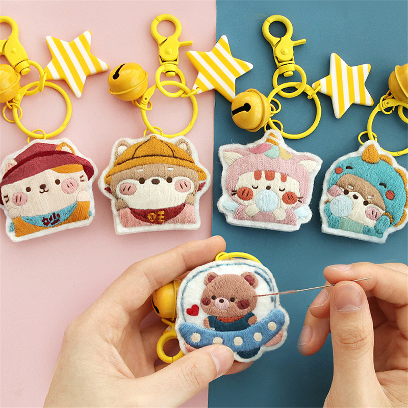 DIY Embroidery Material Kit for Making Peace Amulets, Non-Woven Fabric Couple Keychain Pendant, Gift for Boyfriend, Cartoon Peace Blessing DIY Embroidery Material Kit for Making Peace Amulets, Non-Woven Fabric Couple Keychain Pendant, Gift for Boyfriend, Cartoon Peace Blessing
