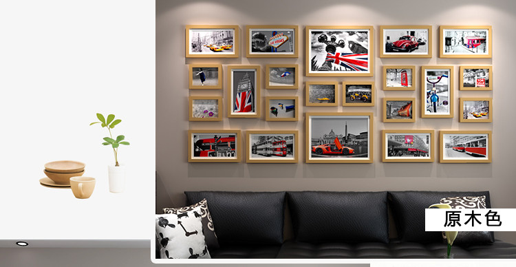 Фотография из натурального дерева, диван, настенная современная и минималистичная фоторамка 