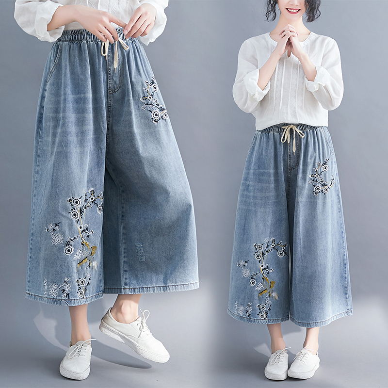 2025 Summer 100kg Plus Size Embroidered Jeans for Women, Loose Casual Wide-Leg Pants, Slimming Cropped Pants, Trendy