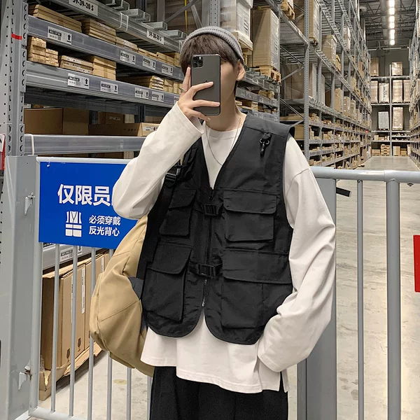 Товары от 咔哝欧韩潮流服装店