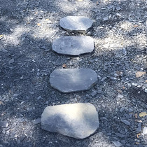 Natural Qingshi Ting Bushi outdoor courtyard garden lawn mat foot paving stone garden non-slip stepping stone floor tiles