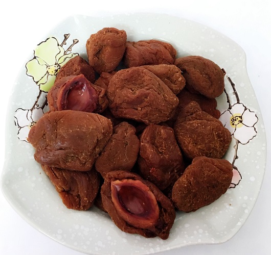 Eat without anorexia slices of peach plate Crisp Peach meat Plum Taste Peach plate Plum Peach Slices 500 gr Traditional Taste