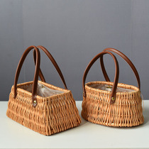 Japanese-style hand-held basket flower basket woven rattan flower arrangement woven flower pot woven basket bamboo woven small portable decorative basket